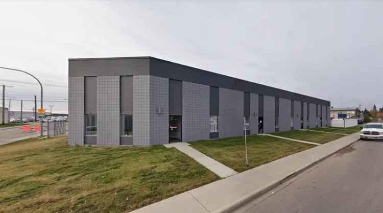 Office For Sale in Medicine Hat, Alberta