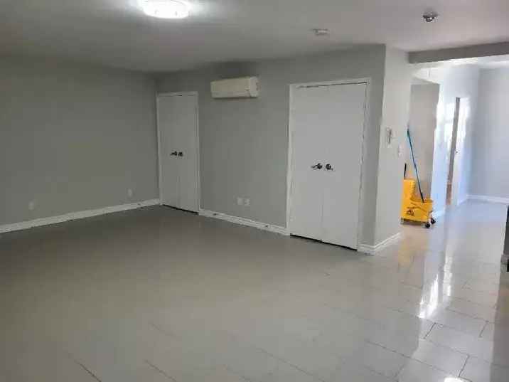 large one bedroom apartment with private 324ft patio