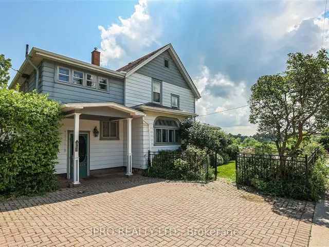 Historic Port Dalhousie Home Near Lake Ontario