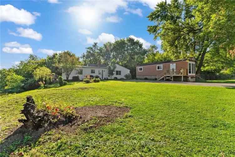 House For Sale in Renfrew, Ontario