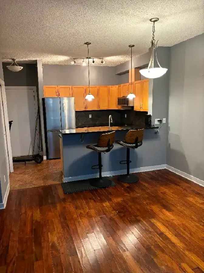 Condo/apartment for rent in Renfrew/Bridgeland