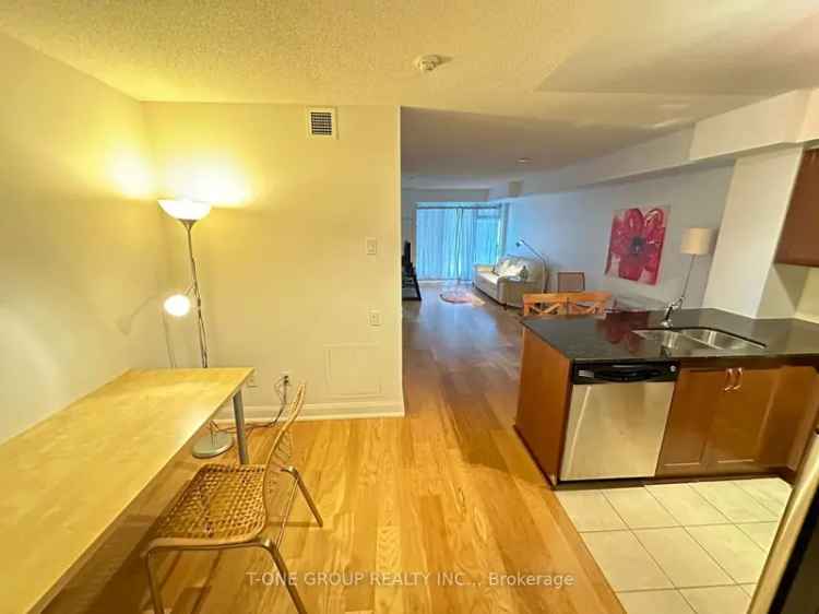 Condo For Sale in Toronto, Ontario