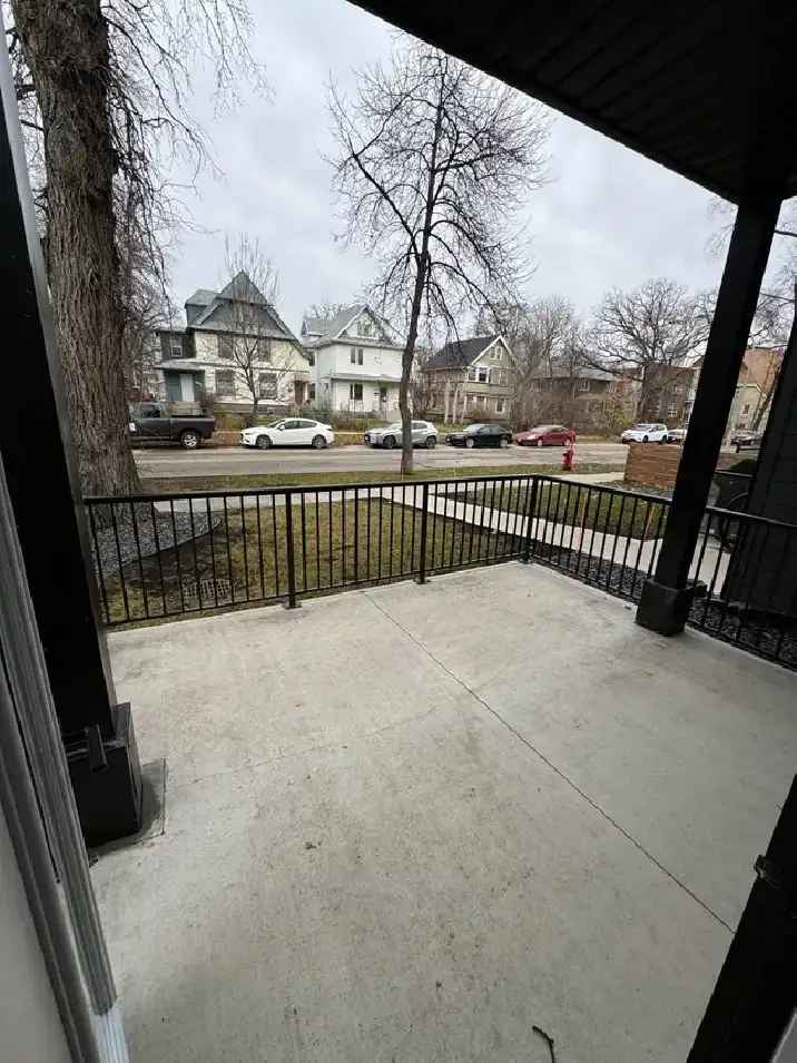 Beautiful 2 Bedroom 2 Bath For Sublet