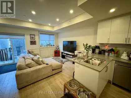 5 Bedroom Townhouse in North York 221m2