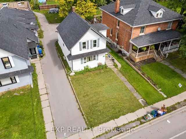 Legal Duplex Investment Opportunity in Lindsay