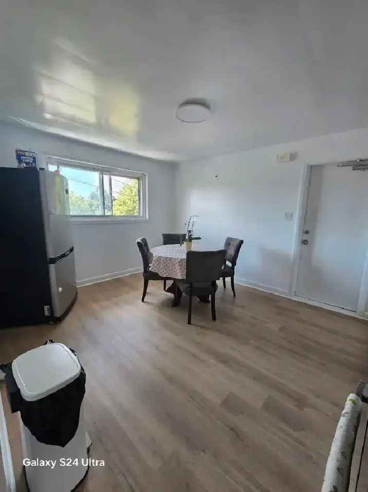 Spacious 2-Bedroom Apartment Near Queensway Available June 1st