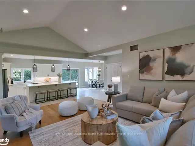 Luxury Collingwood Ranch Bungalow - Modern Comfort & Serene Living