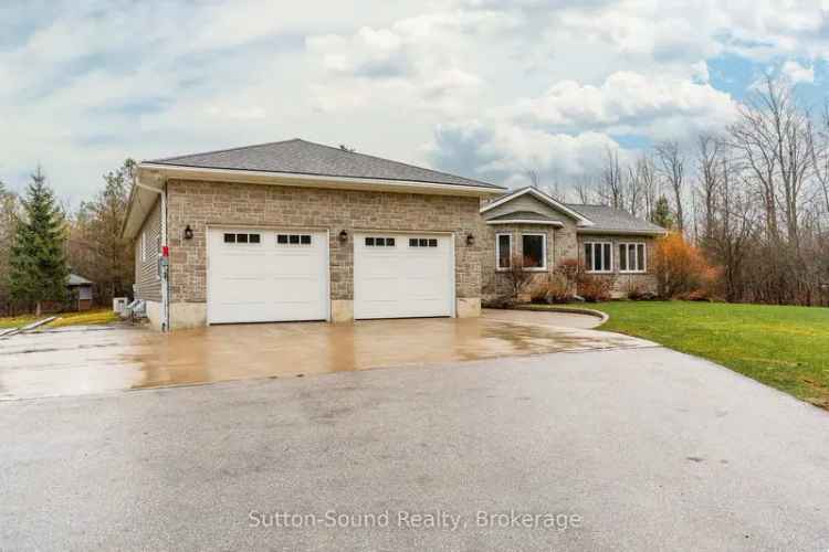 6-Bedroom Bungalow on 5 Acres with 5000+ Sq Ft and Shop
