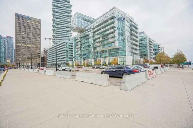 Lakeside Luxury Condo with Panoramic Views