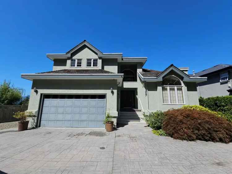 A $1,849,000.00 House/Single Family with 3 bedrooms in Hospital Hill, Squamish