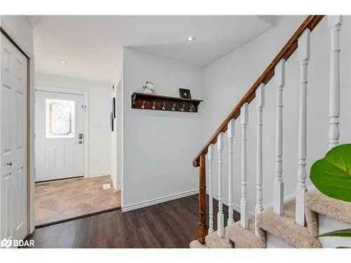 House For Sale In Barrie, Ontario