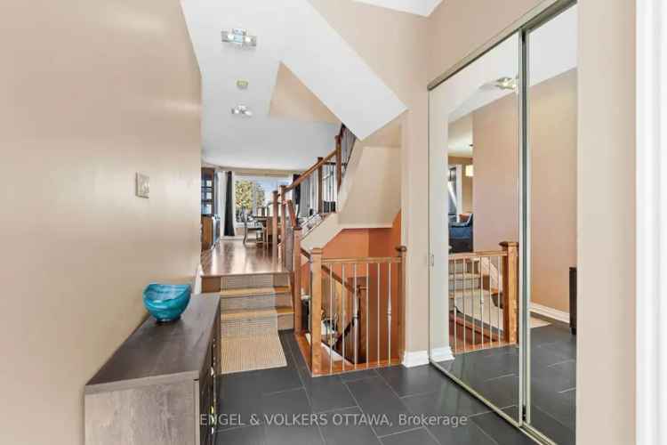 House For Sale in 171, Harbour View Street, Ottawa, Ontario