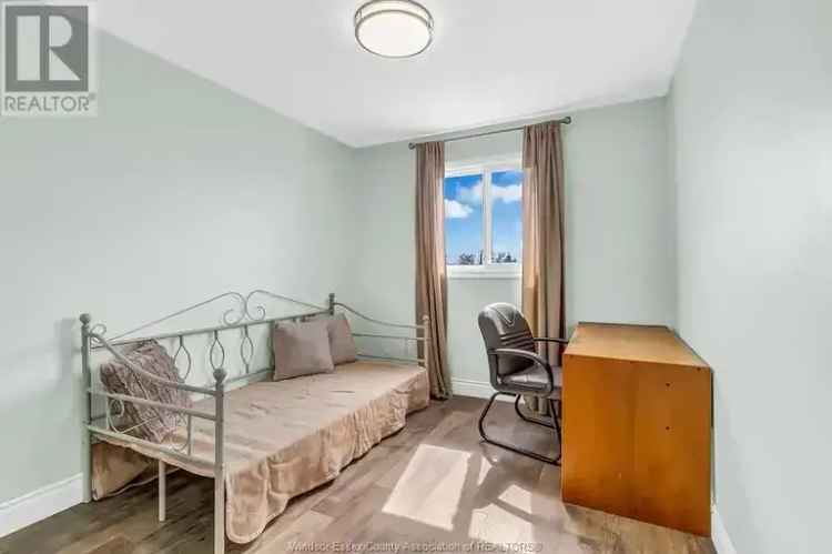 1880 Heatherstone Way LaSalle 3 1 Bedroom House
