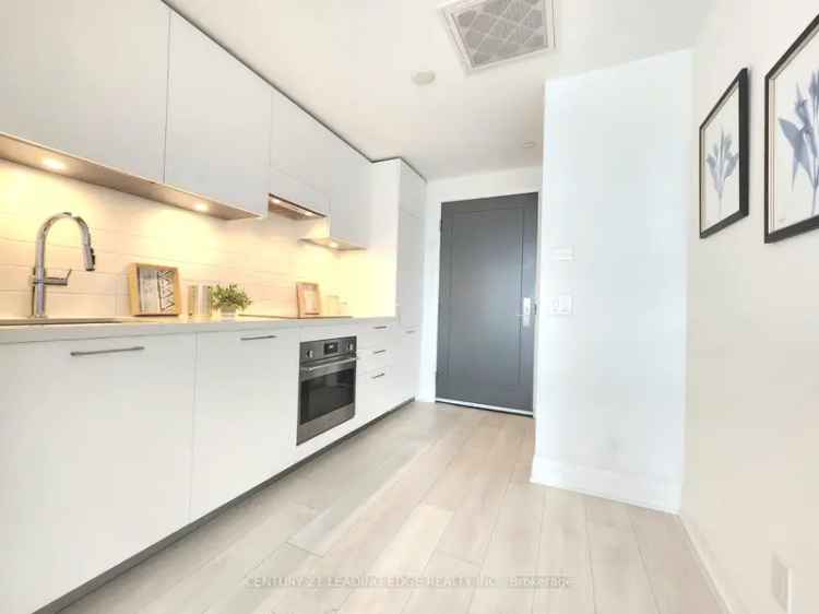 Condo For Sale in Toronto, Ontario