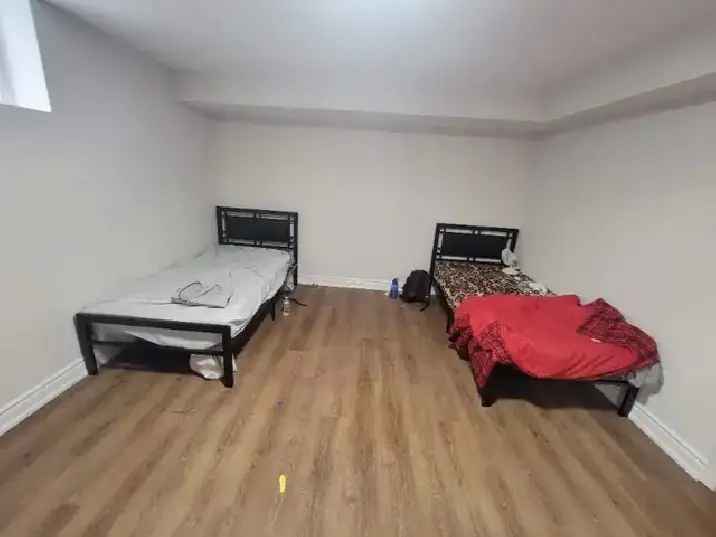 Room for rent and only for girls