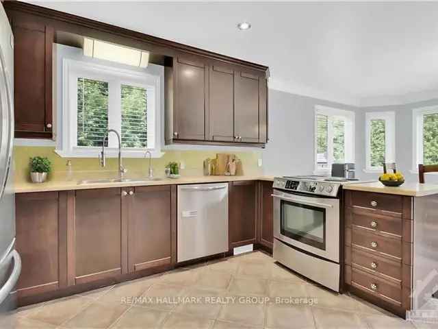 House For Sale in Clarence-Rockland, Ontario