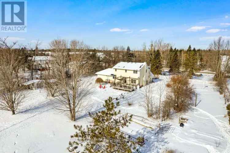 11-Acre Hobby Farm near Kemptville - Charming 4-Bed Home