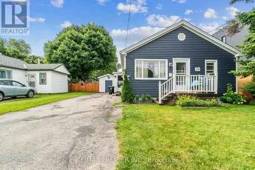 Buy House in Collingwood with Spacious Backyard and Renovated Features