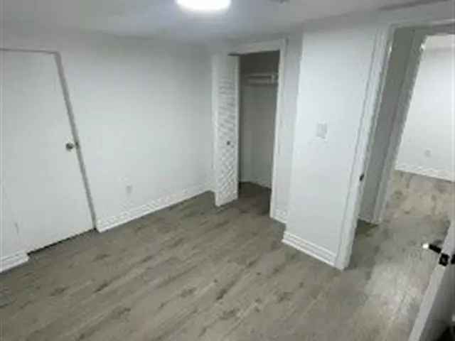 Recently Renovated 3 1 Bedroom Basement Unit in Scarborough