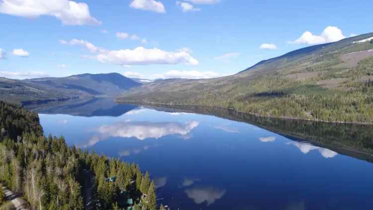 Lakefront Home, East Barriere Lake - Barriere, BC