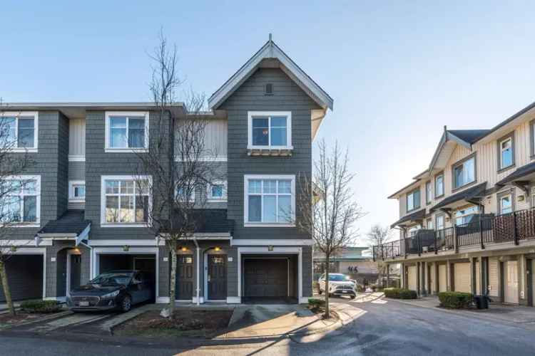 A $610,000.00 Townhouse with 2 bedrooms in Abbotsford West, Abbotsford