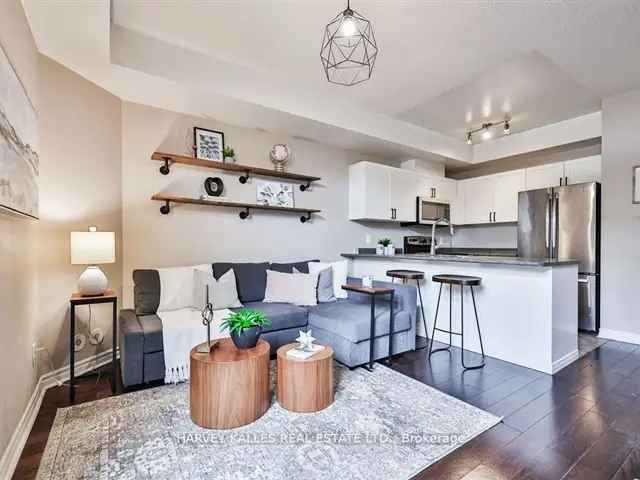 Spacious Condo Townhouse in Central Toronto - Ideal for Investors and First-Time Buyers