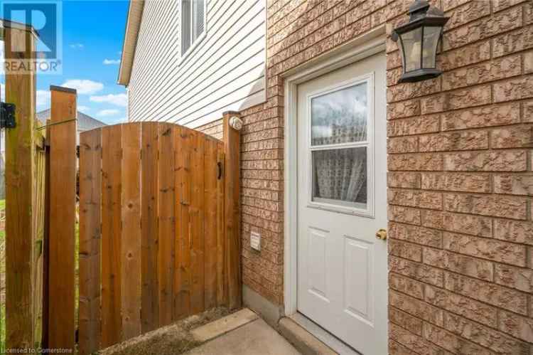 Spacious Niagara Falls Home 4+2 Bedrooms Multi-Generational Living Airbnb Potential