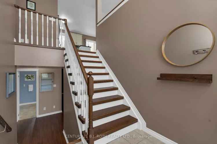 Beautiful Raised Bungalow in Hillsdale Family Community