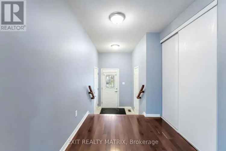 3 Bed 2.5 Bath Townhome Orleans Avalon Private Backyard