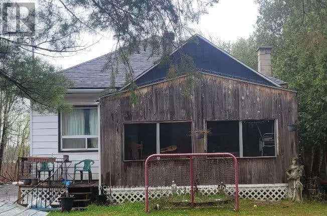Family Home on Navan Rd 2+2 Bedrooms Ample Storage