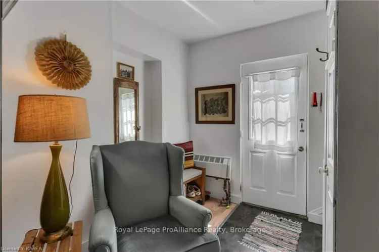 House For Sale in Gananoque, Ontario