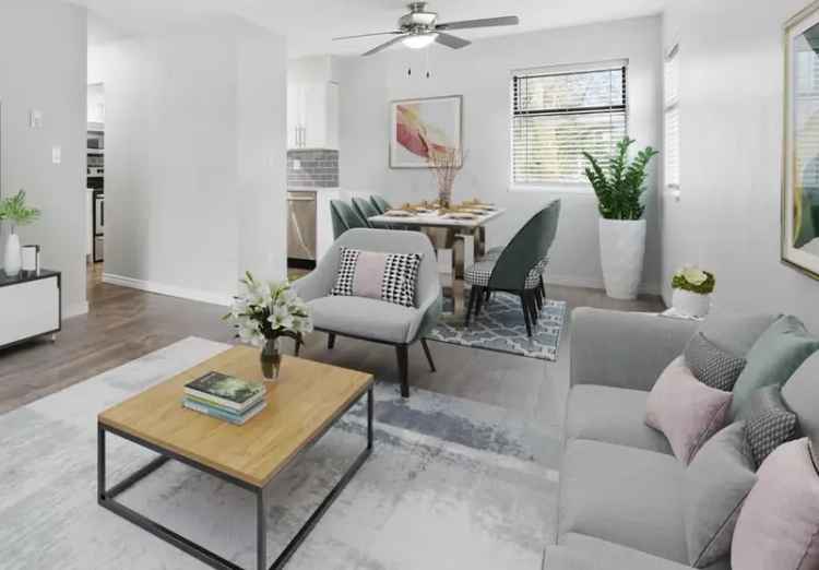 Spacious Guildford Condo 2 Bed 1 Bath Near Highway 1