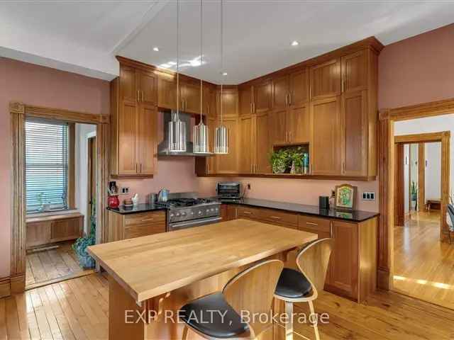 House For Sale in Greater Napanee, Ontario