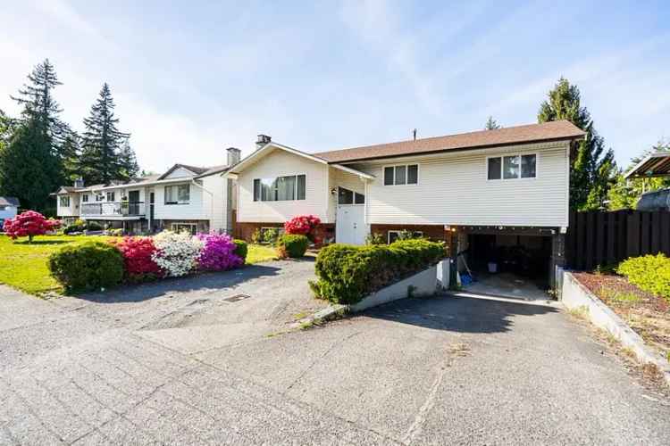 5 Bedroom Family Home with 2 Bedroom Suite Langley City