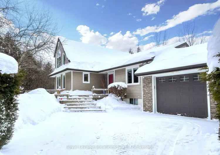 4 Bed 3 Bath Bungaloft w In-Law Suite & Detached Garage