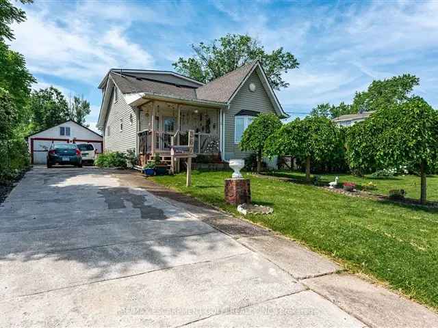 3 Bedroom 2 Bath Home in Historic Bridgeburg Fort Erie