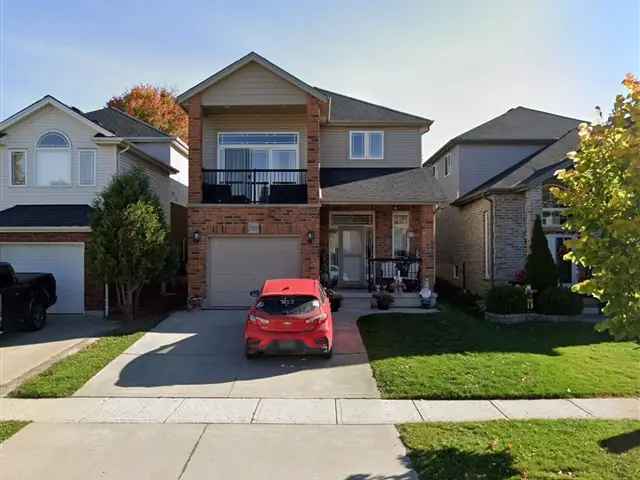 House For Sale in Woodstock, Ontario