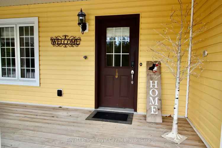 Tobermory Home: 5 Bedroom, 2.5 Bath, Custom Kitchen