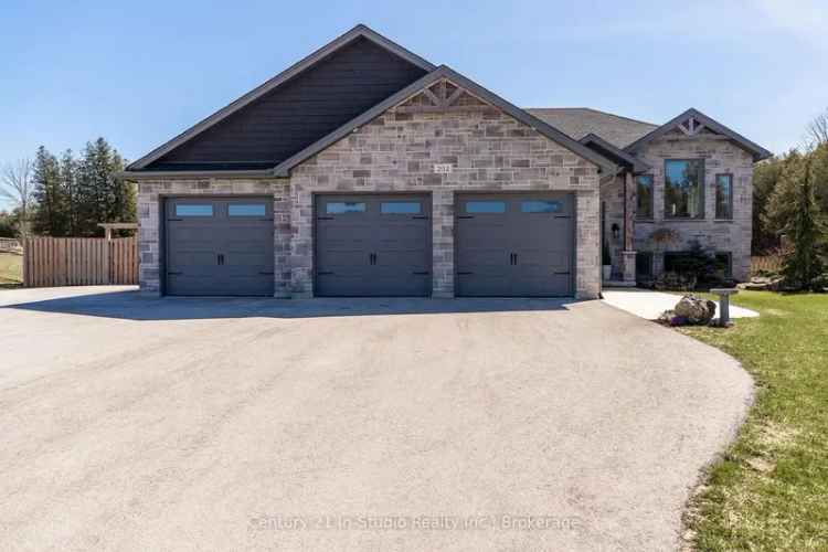 5-Bed 3-Bath Home in Taylor Heights - 3000 sq ft