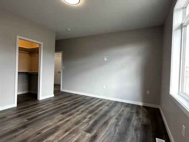 House For Sale in Belleville, Ontario