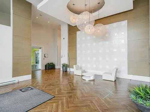Surrey City Centre Condo 1 Bed 1 Bath Panoramic Views