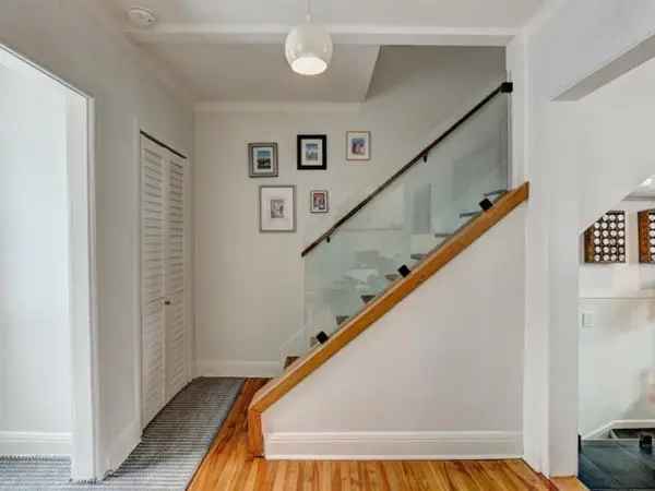 Family Home 4 Beds Semi-Detached Montérégie