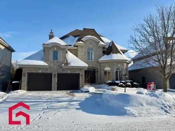 6 Bedroom House for Sale in Boucherville