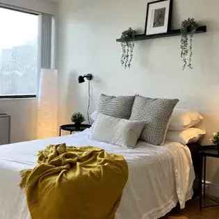 1 room apartment of 197 m² in Toronto