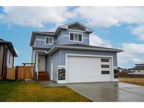 House For Sale In Northridge, Grande Prairie, Alberta