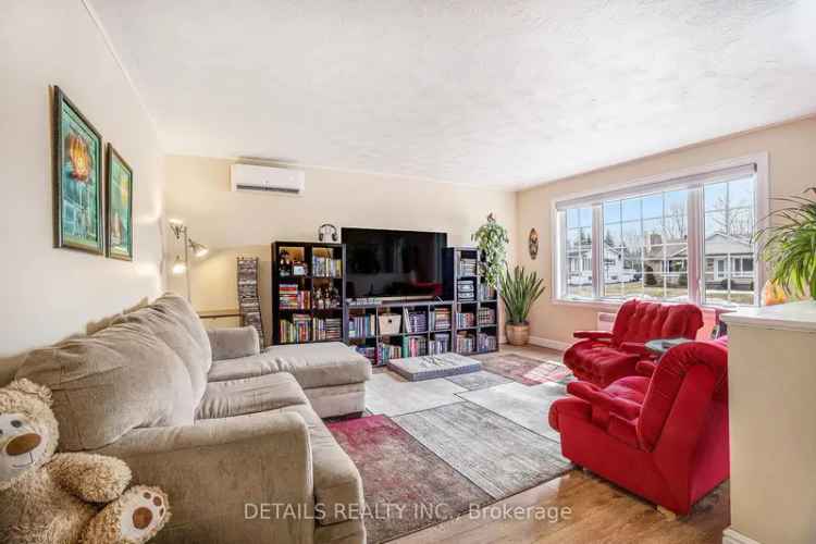 Hawkesbury Bungalow 3 Bed 1 Bath Updated Kitchen Large Lot
