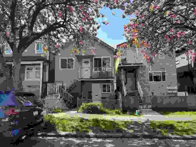 4 2-Bedroom Units Great Investment Opportunity