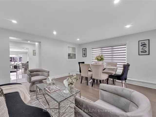 Erin Mills Semi-Detached Home 3 1 Bedrooms 2 5 Baths Modern Kitchen