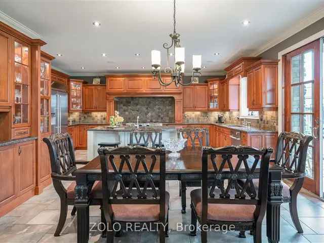 House For Sale in Niagara Falls, Ontario