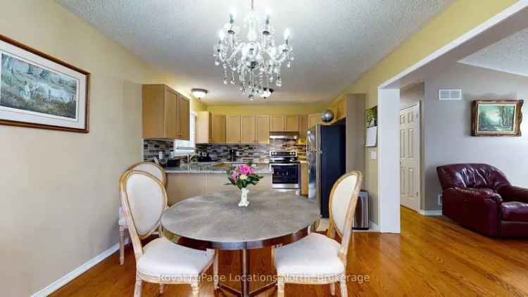 Wasaga Beach Adult Community Home with Detached Garage
